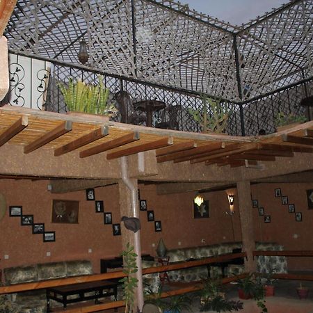 Riad Asrir 티즈니트 외부 사진