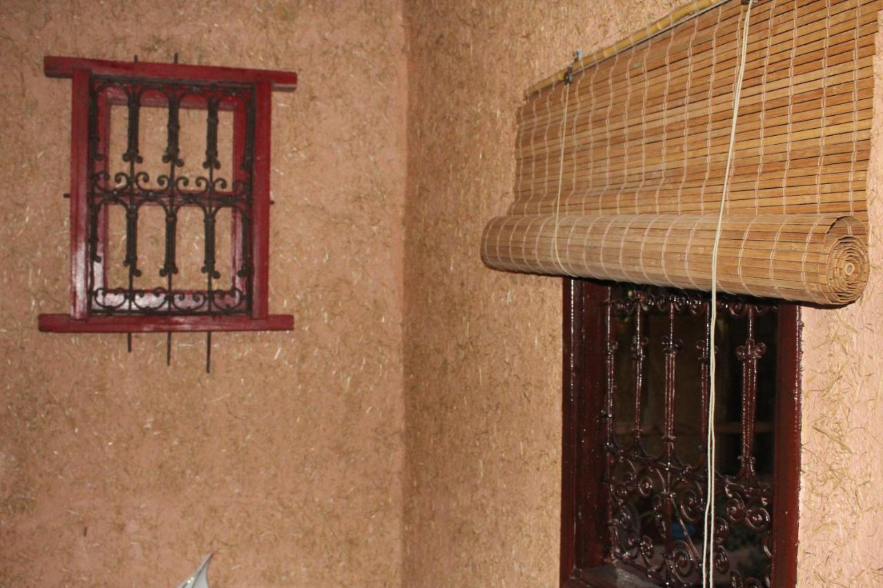 Riad Asrir 티즈니트 외부 사진