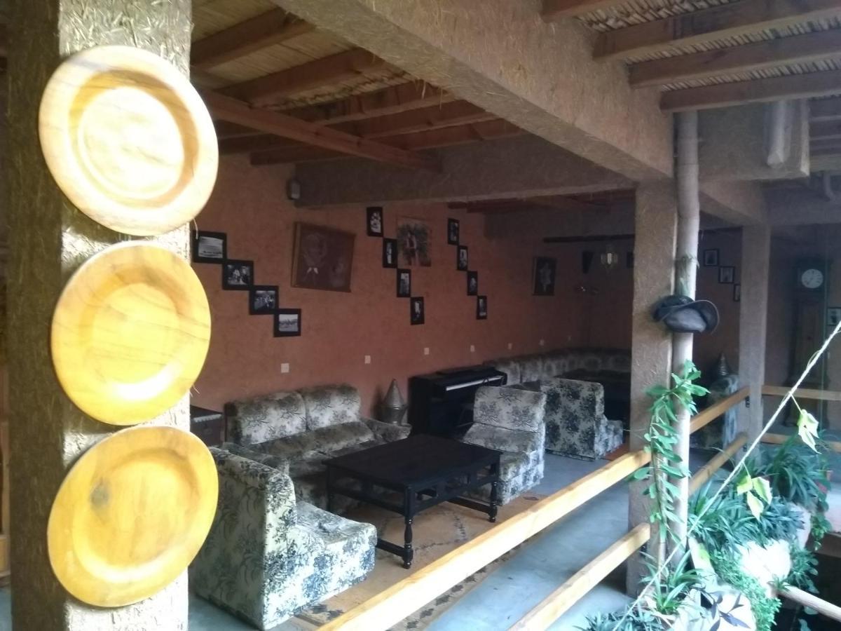 Riad Asrir 티즈니트 외부 사진