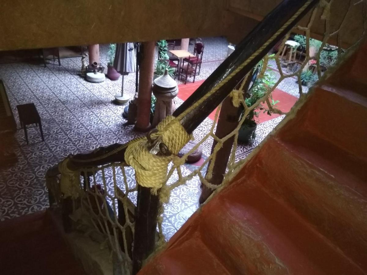 Riad Asrir 티즈니트 외부 사진