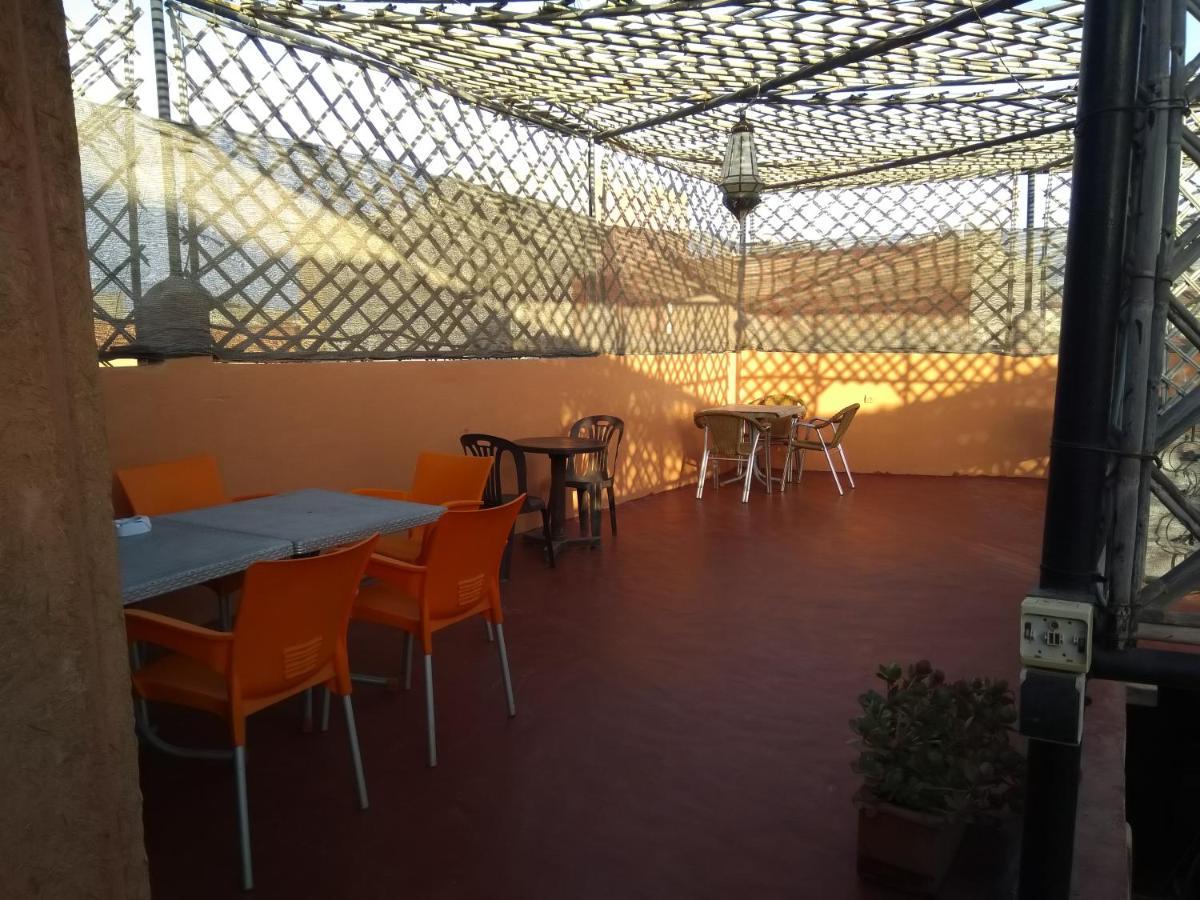 Riad Asrir 티즈니트 외부 사진
