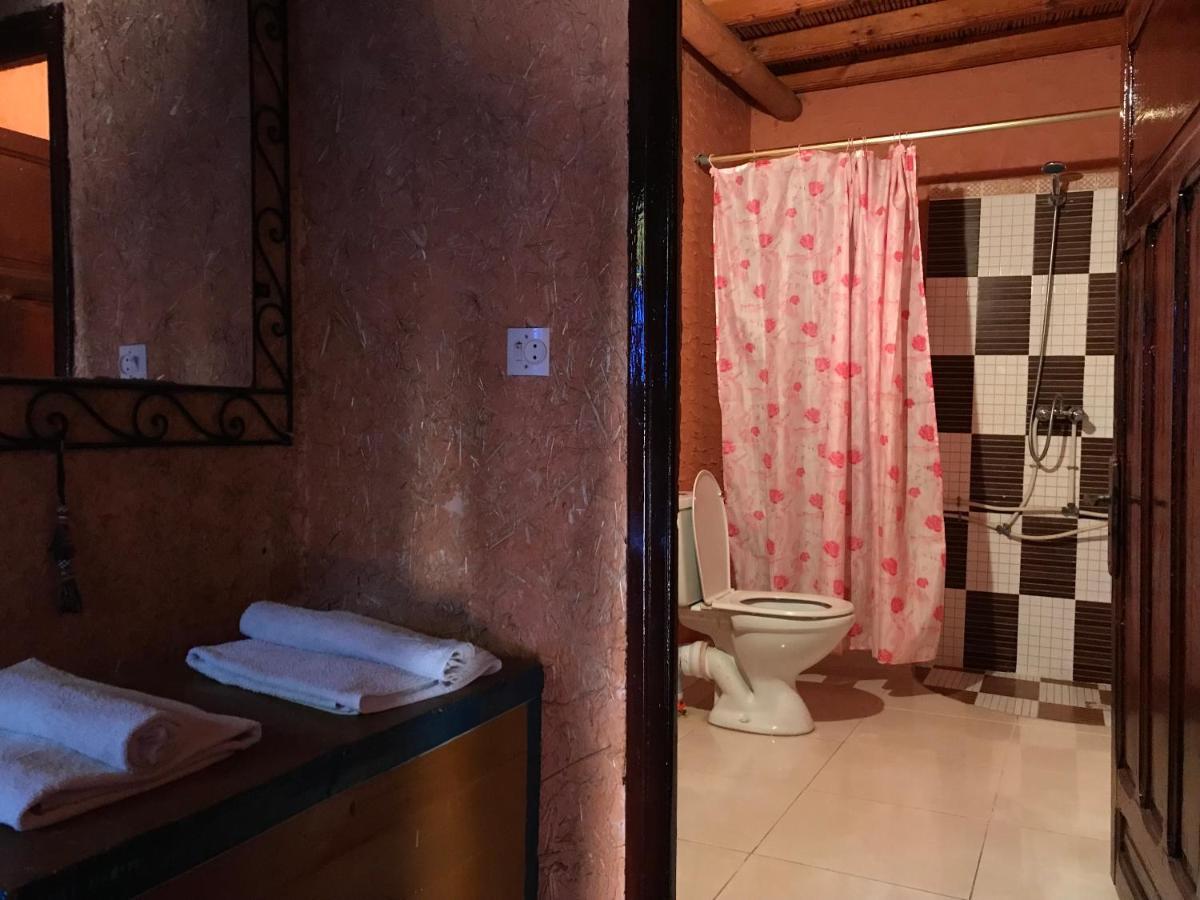 Riad Asrir 티즈니트 외부 사진
