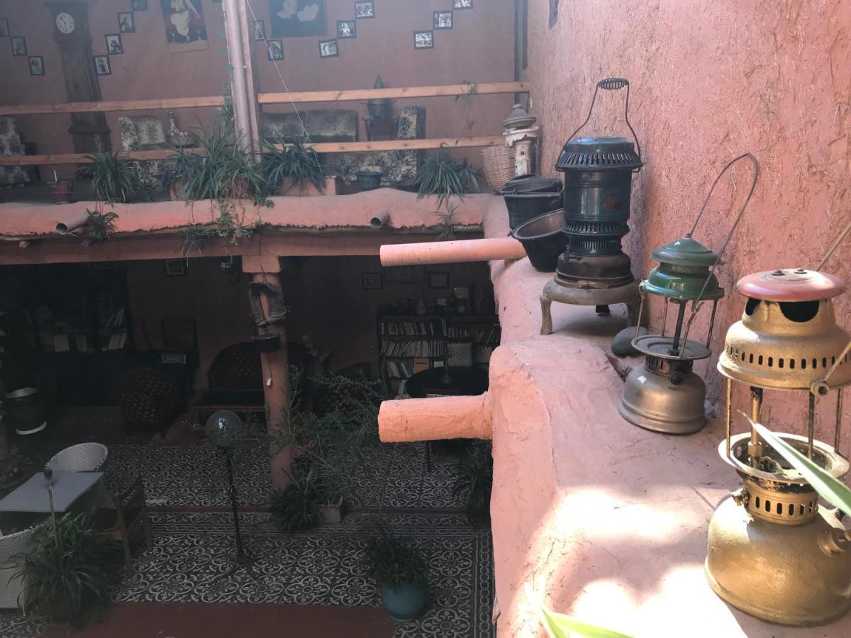 Riad Asrir 티즈니트 외부 사진