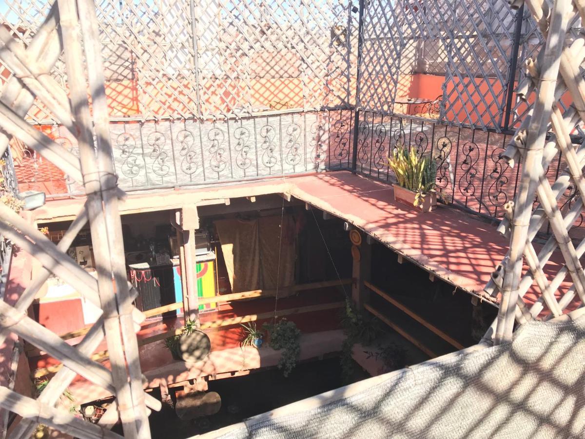 Riad Asrir 티즈니트 외부 사진