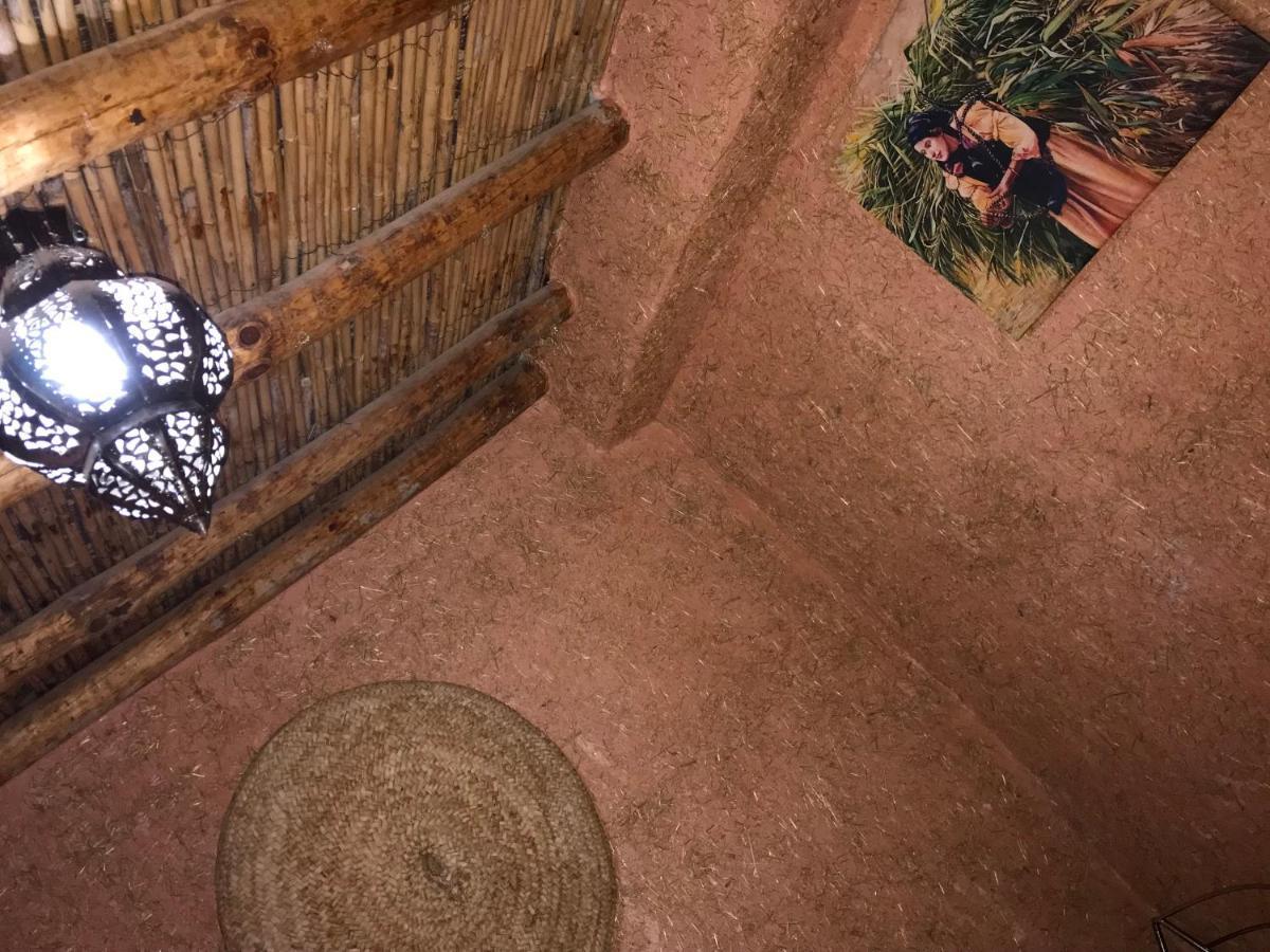 Riad Asrir 티즈니트 외부 사진