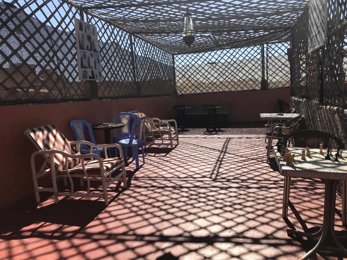 Riad Asrir 티즈니트 외부 사진