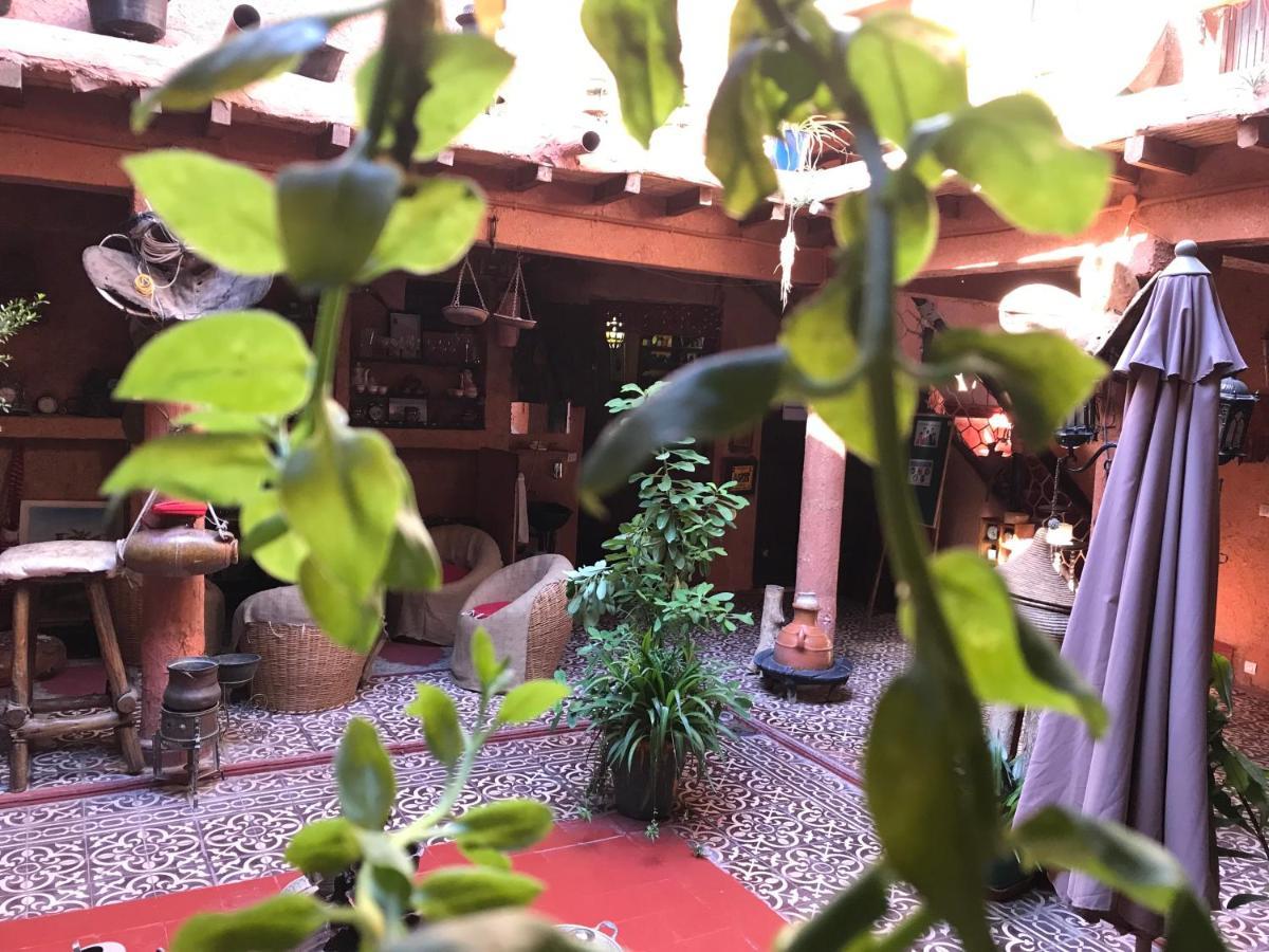 Riad Asrir 티즈니트 외부 사진