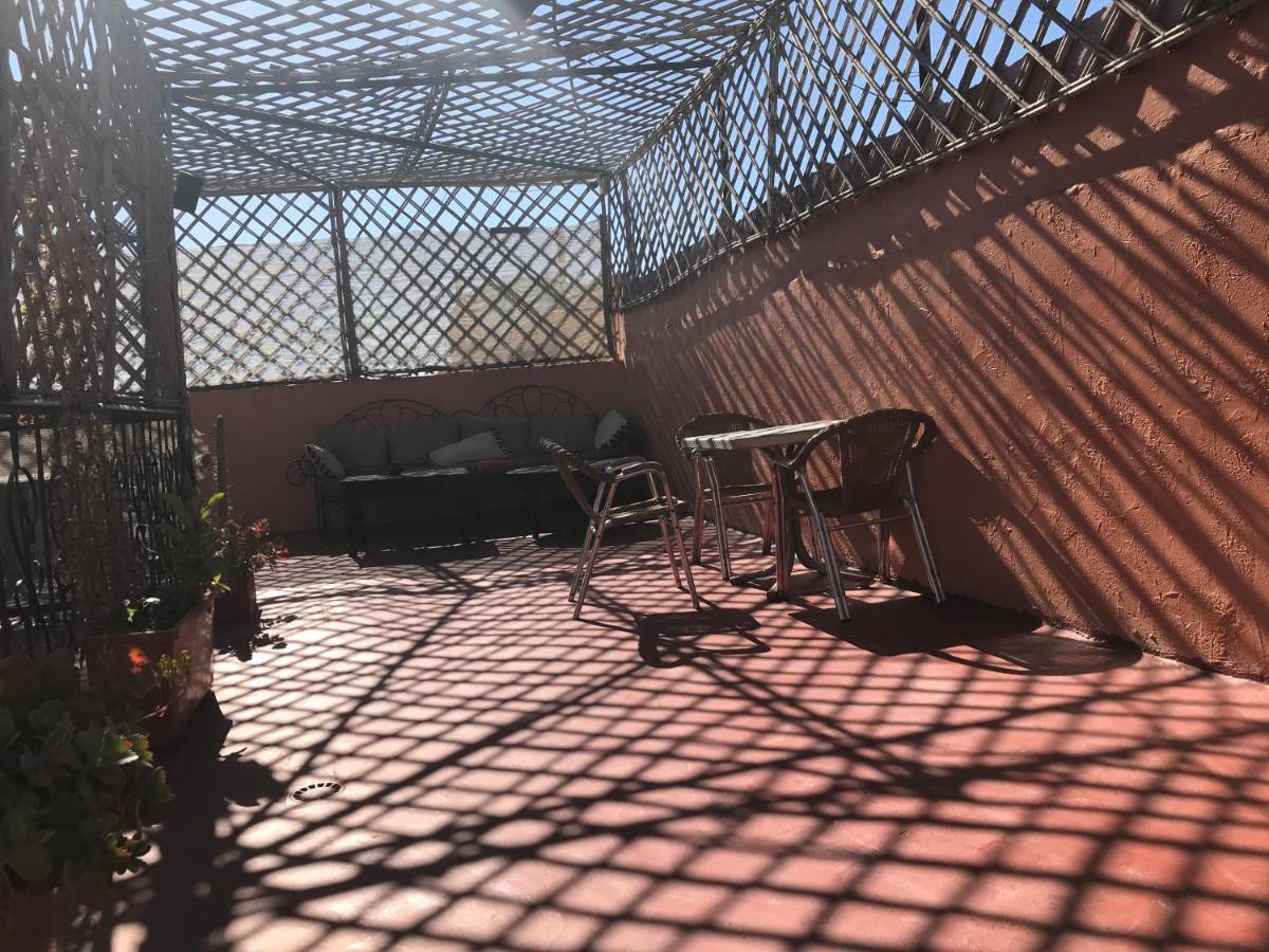 Riad Asrir 티즈니트 외부 사진